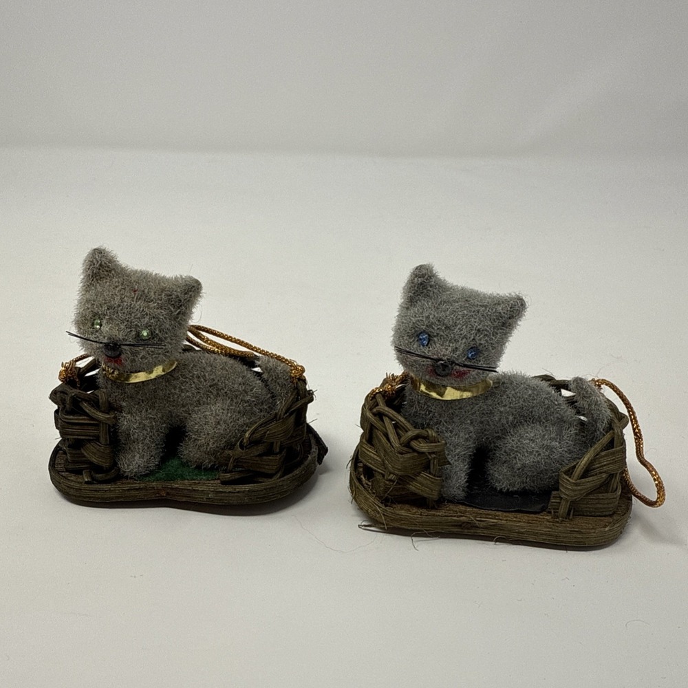 Vintage Wagner Handwork Christmas Ornament‎ West Germany Gray Cat In Basket